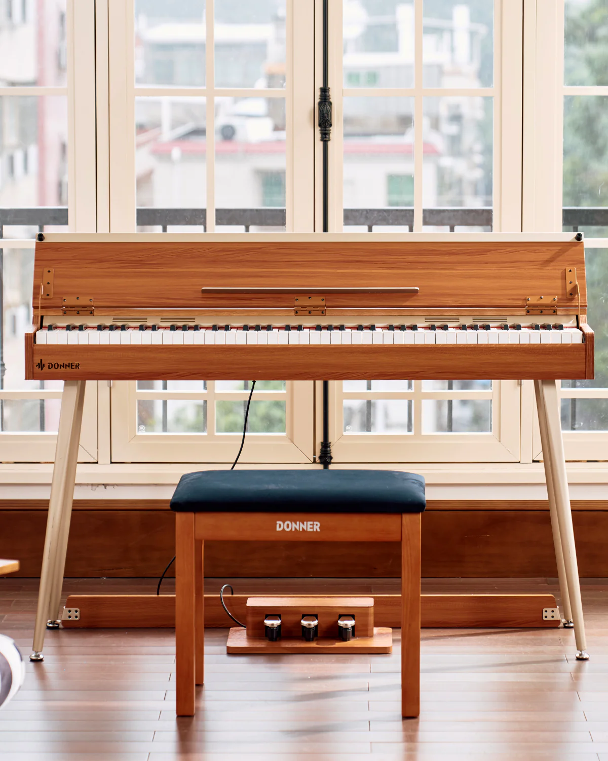 Donner DDP-80 PLUS Wooden Upright Digital Keyboard Piano - Image 16