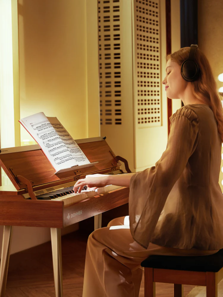 Donner DDP-80 PLUS Wooden Upright Digital Keyboard Piano - Image 17