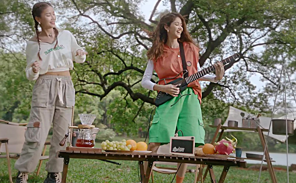 Donner HUSH™ I Acoustic-Electric Travel Guitar - Image 22